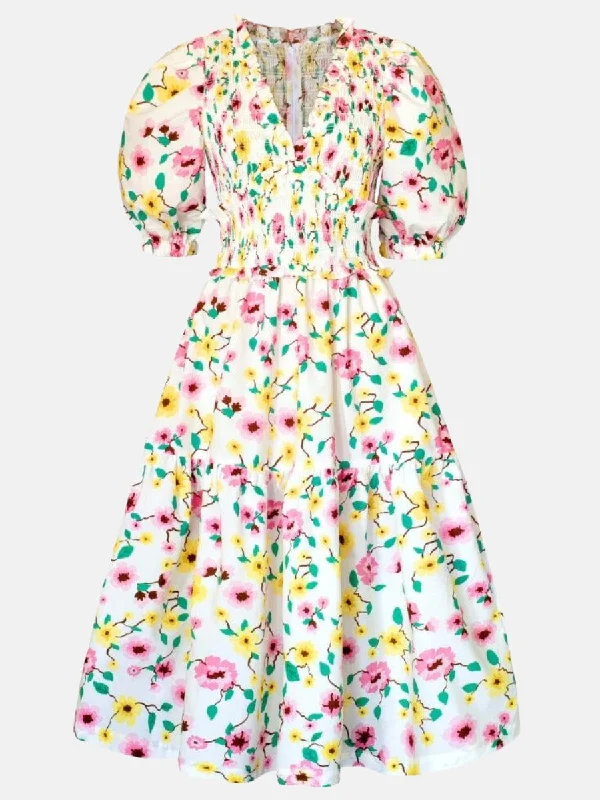 ladies-floral-dress-chic-look-Oliana Floral Smocked Midi Dress