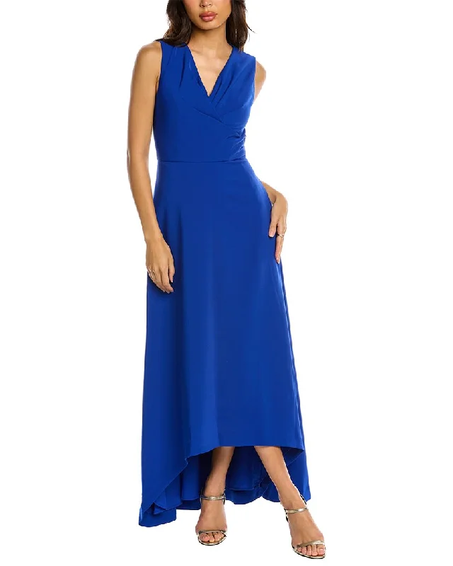 ladies-maxi-dress-solid-color-Kay Unger Pleated V-Neck Maxi Dress