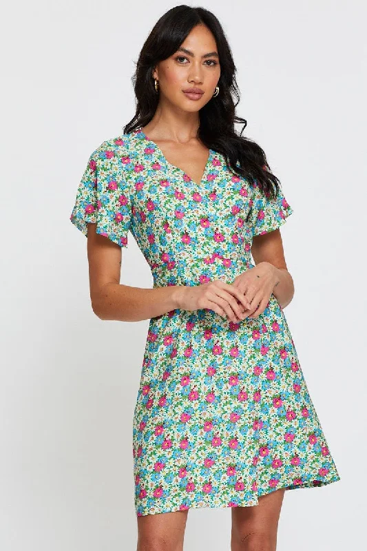 ladies-trumpet-dress-petite-size-Print Fit And Flare Dress Short Sleeve V Neck