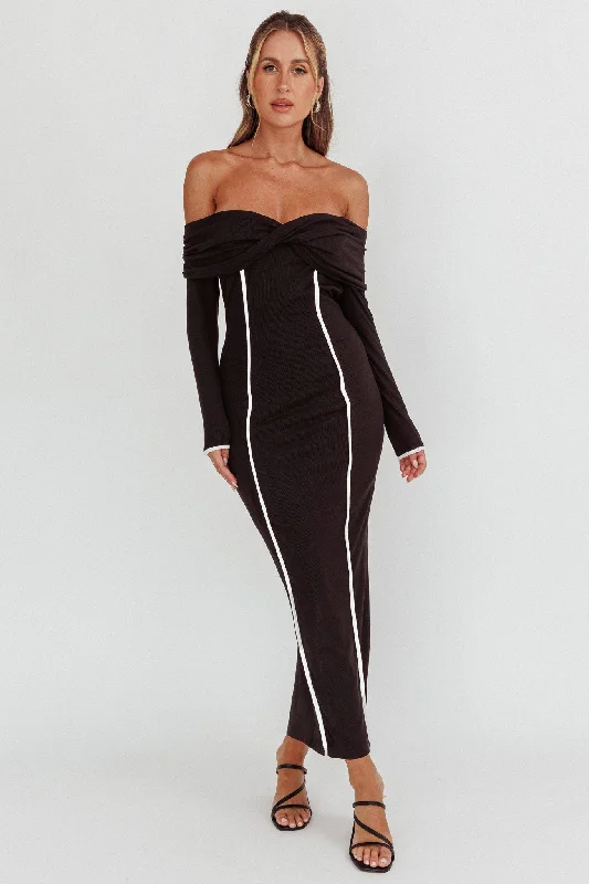 ladies-maxi-dress-brunch-outfit-Genesis Off-Shoulder Long Sleeve Maxi Dress Black