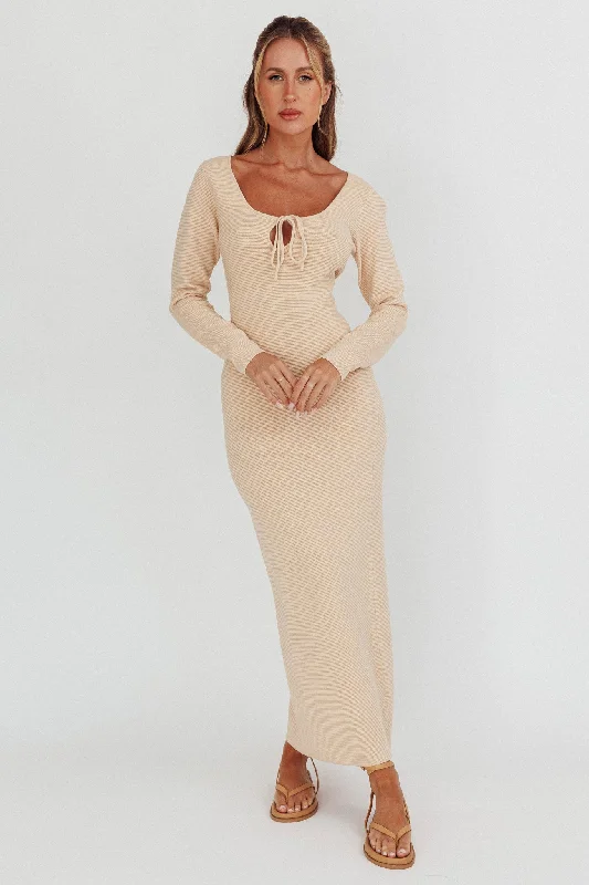 ladies-maxi-dress-chic-look-Merine Long Sleeve Knit Maxi Dress Sand