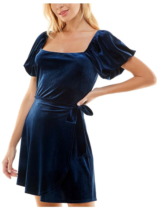 ladies-trumpet-dress-spring-collection-Juniors Womens Velvet Belted Fit & Flare Dress