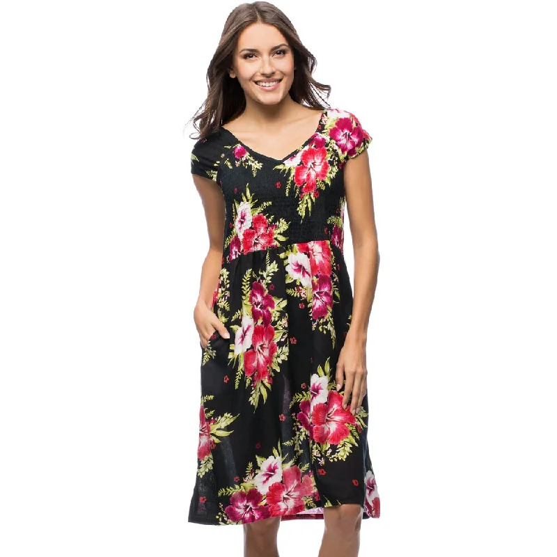 ladies-floral-dress-low-cut-La Cera Women's Smocked-Bodice Sleeveless Floral Sundress