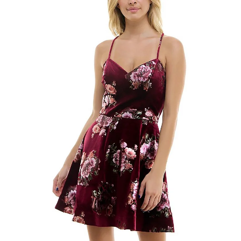 ladies-trumpet-dress-sophisticated-Juniors Womens Fit & Flare Floral Fit & Flare Dress