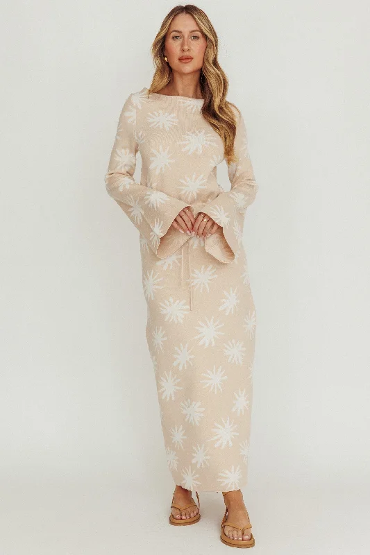 ladies-maxi-dress-retro-design-Orleans Star Print Knit Maxi Dress Sand